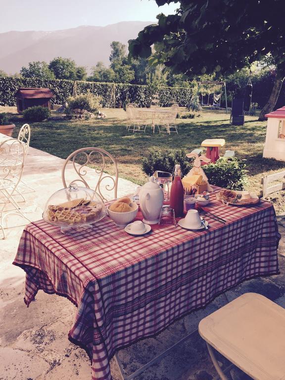 Bed & Breakfast Country Dreams